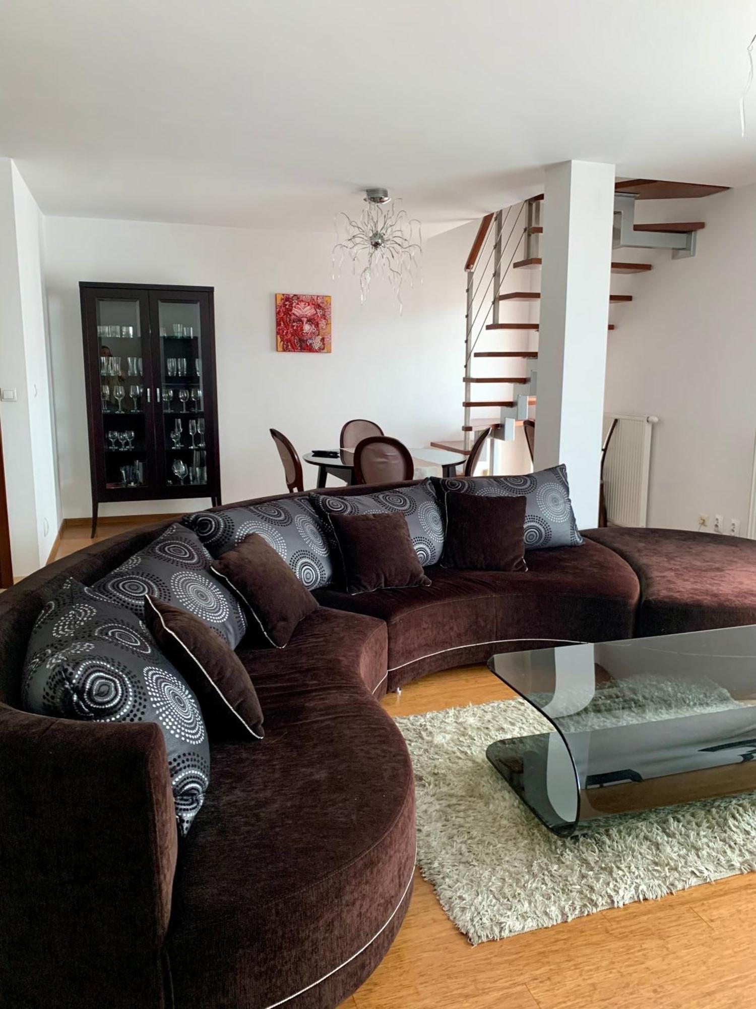 Apartment Split Level